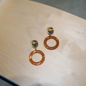 amber stub earrings